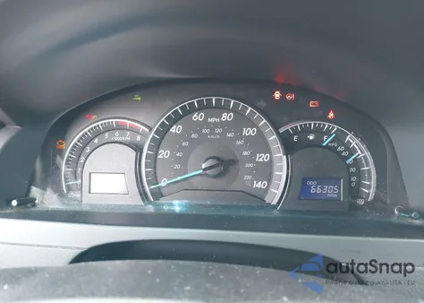 2014 Toyota Camry Xle z USA, uszkodzony, nr VIN 4T1BF1FK0EU805532